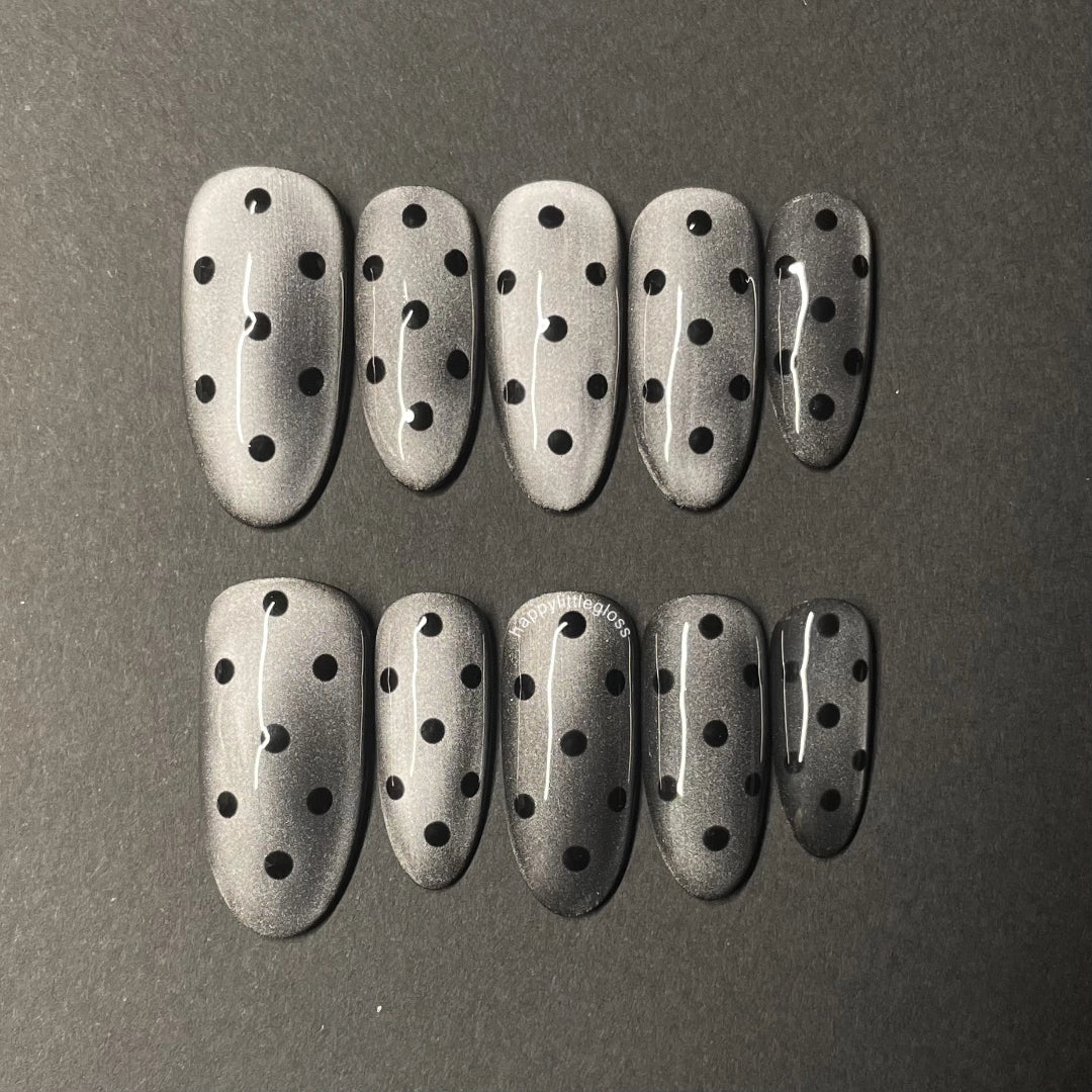 ✦ Cateye Polka Dots Black 🖤